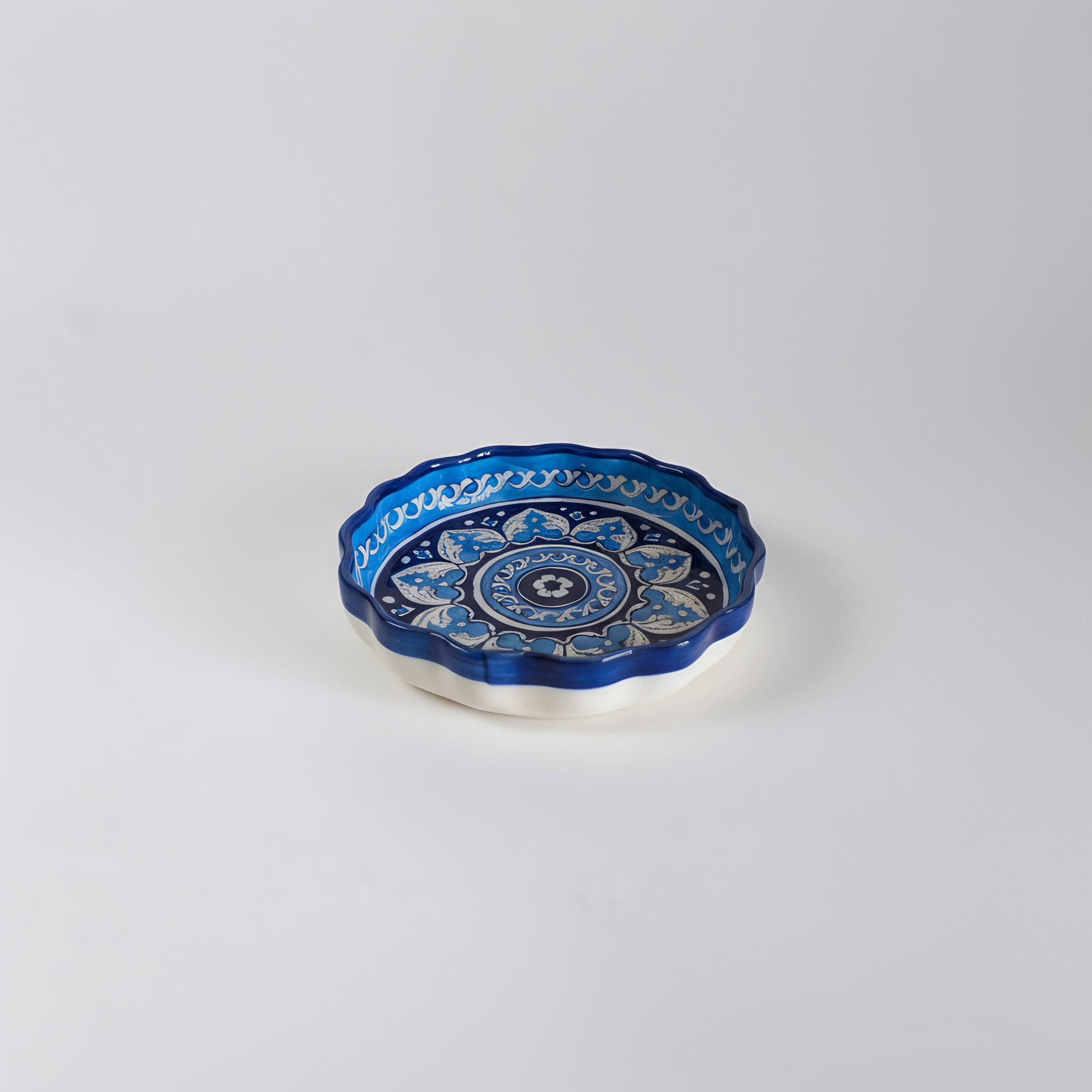 Blue Pottery Pie Dish / Wall Plate — 8″ Multani Ceramic (Leaf Medallion with Wavy Rim)