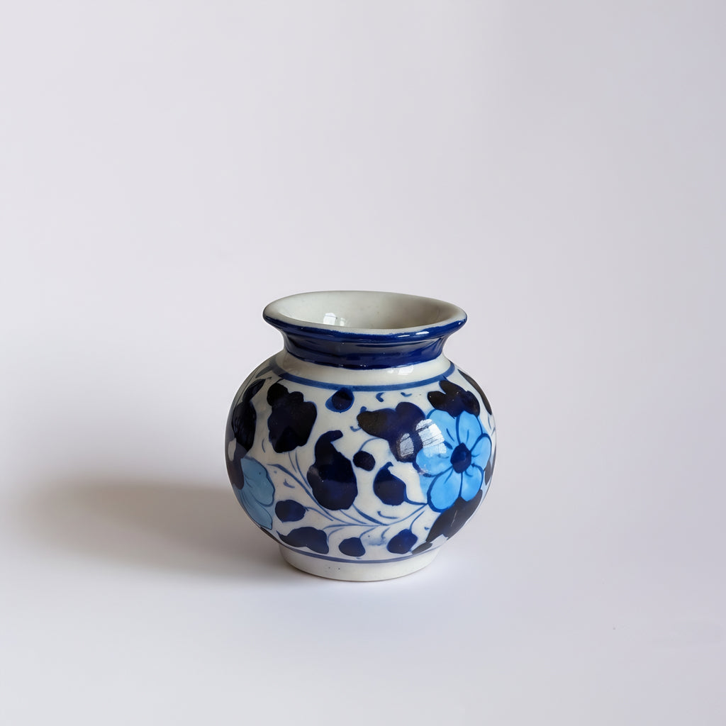 Blue-on-White Floral Mini Decor Blue Pottery Pot – 3 Inch (traditional Garwi)