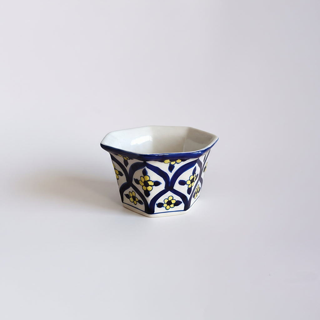 6 inch Multani blue pottery planter with floral design — Craftan Pakistan