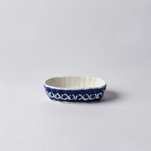 Hand-Painted Multani Blue Pottery Soap Dish – Oval Ceramic Tray with Drainage