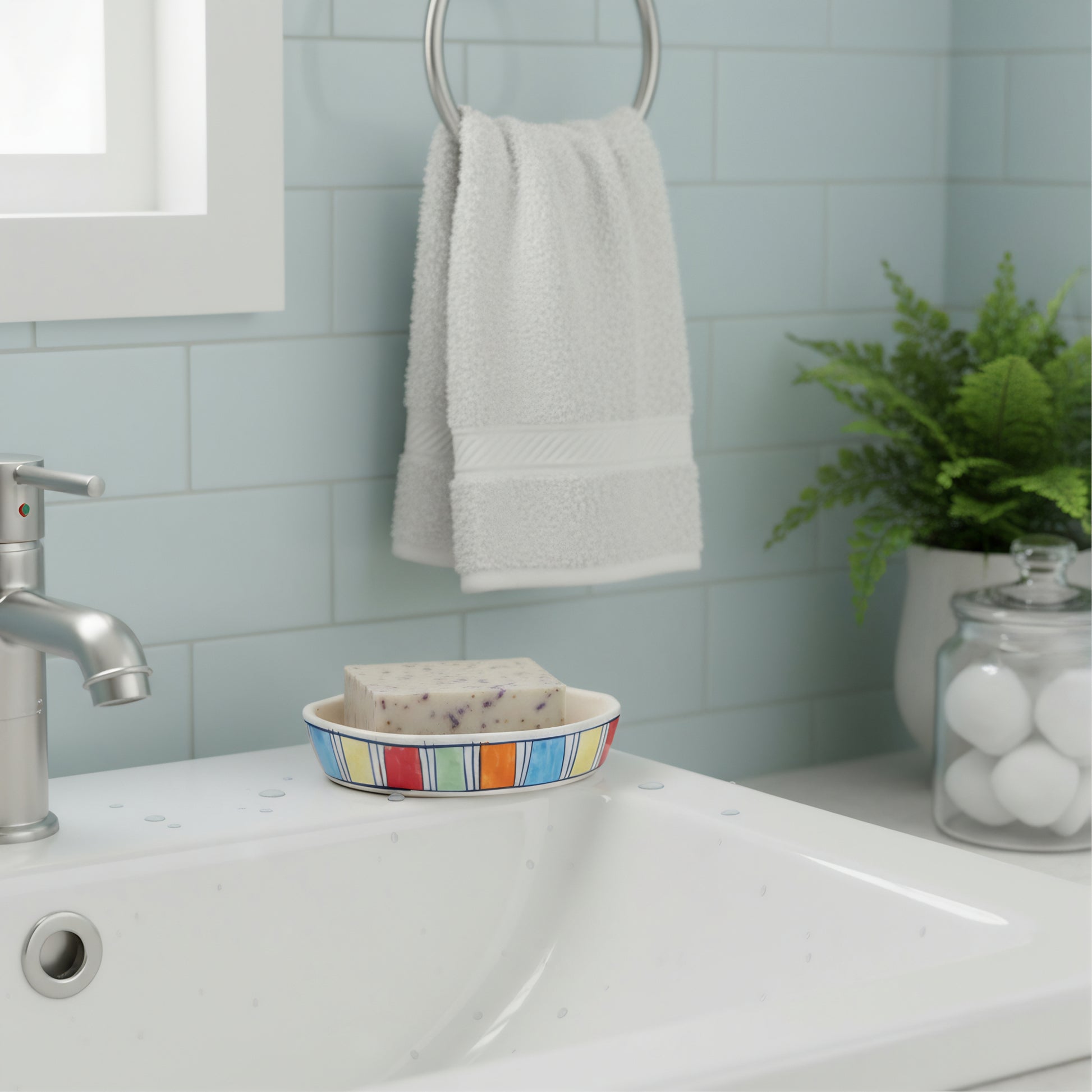 Hand-Painted Ceramic Soap Dish – Oval Tray with Color-Block Stripes