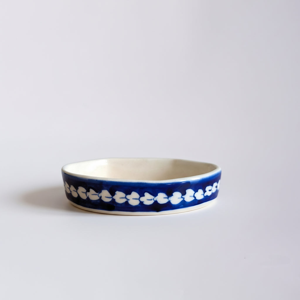 Blue Chain pattern soap dish — handmade Pakistani pottery — Craftan Pakistan