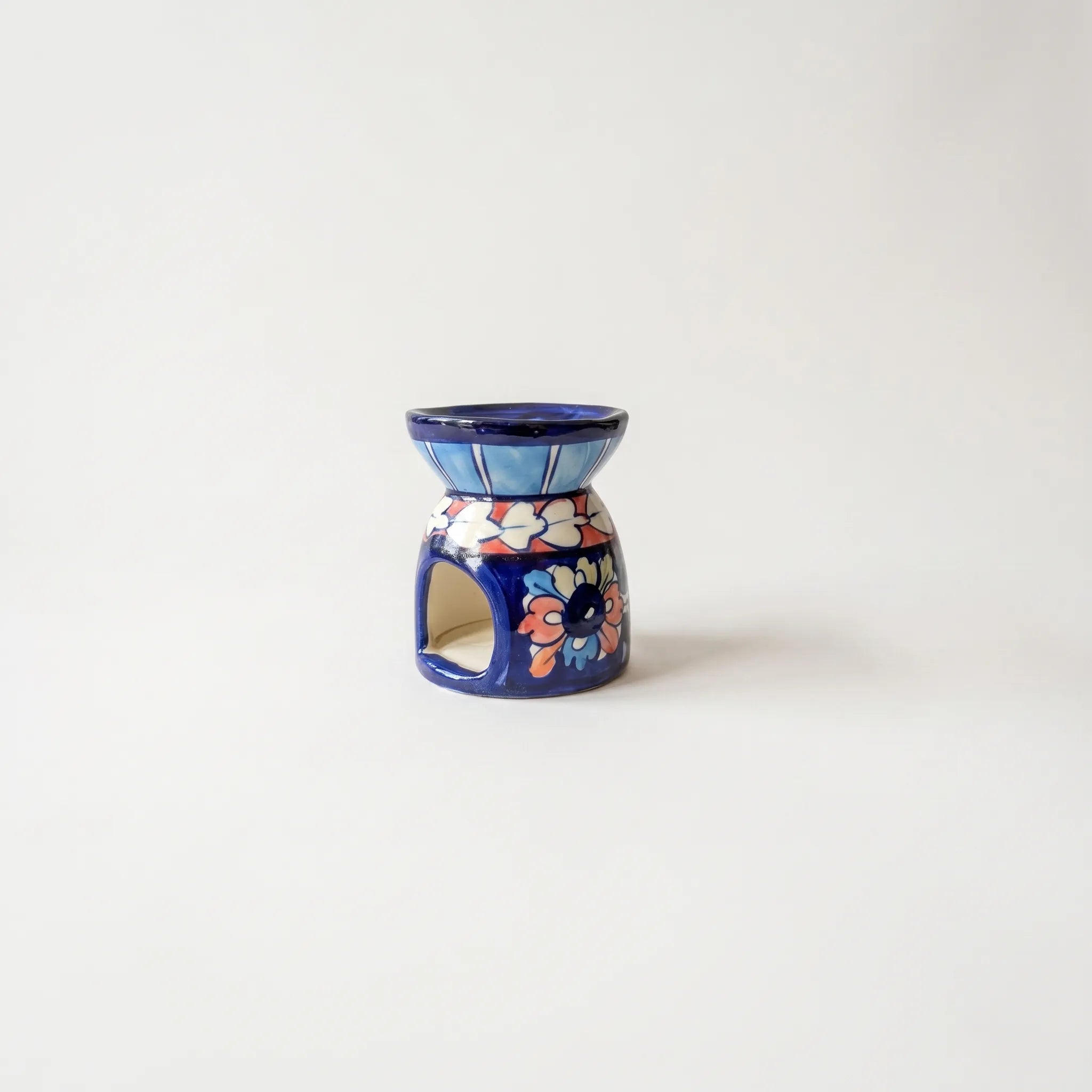 Blue Pottery Oil Burner & Mini Warmer – Hand-Painted Ceramic Tealight Diffuser (3” Floral Design) (Copy)