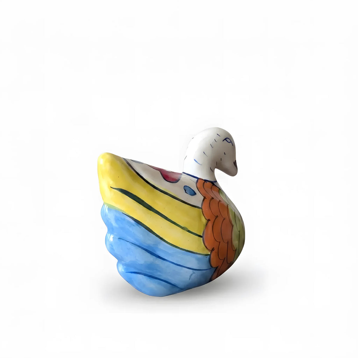 Hand-Painted Ceramic Swan Figurine – 5" Decorative Pottery Bird (Scalloped Feather Design)