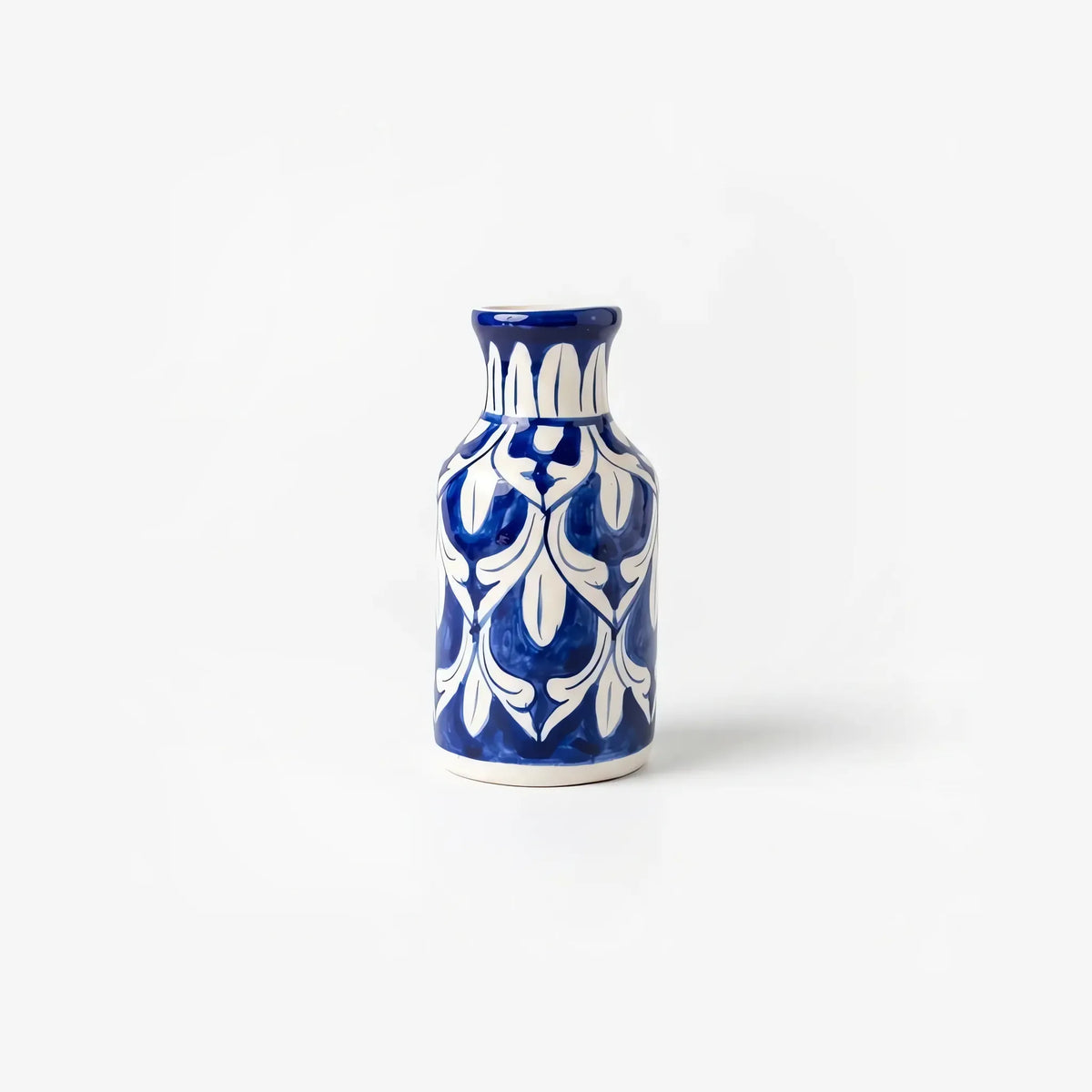 Blue pottery bottle vase, side view of the tulip pattern