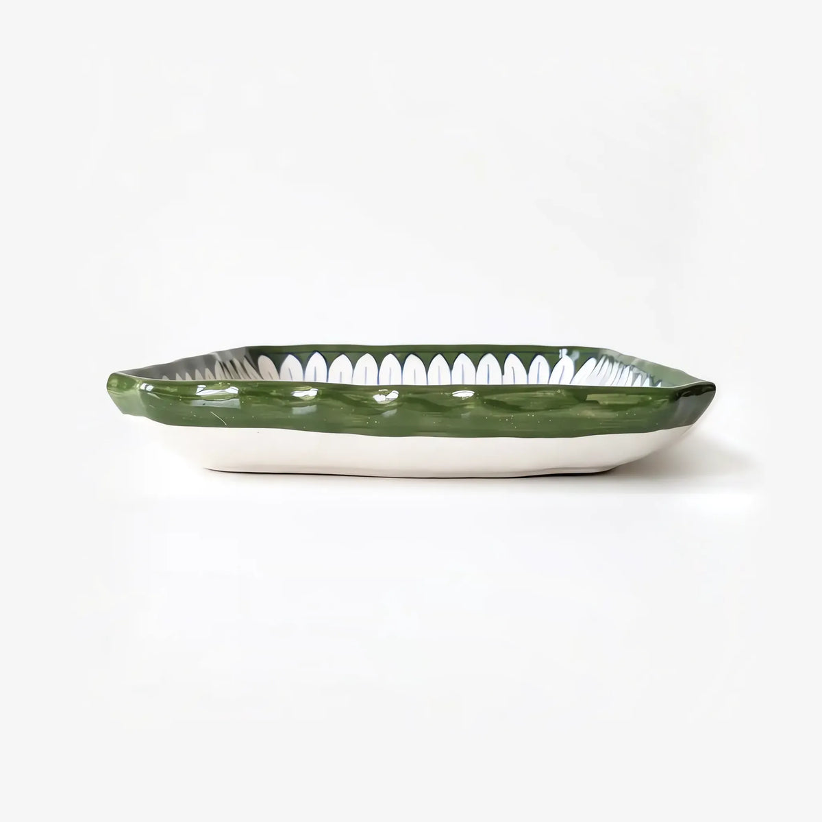 Side view of the green square dish showing its depth