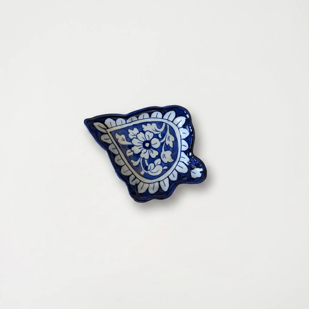 Multani Blue Pottery Decorative Serving Dish – Handcrafted Ceramic Snack & Trinket Dish (7 x 6 Inch, 1 Inch Deep)