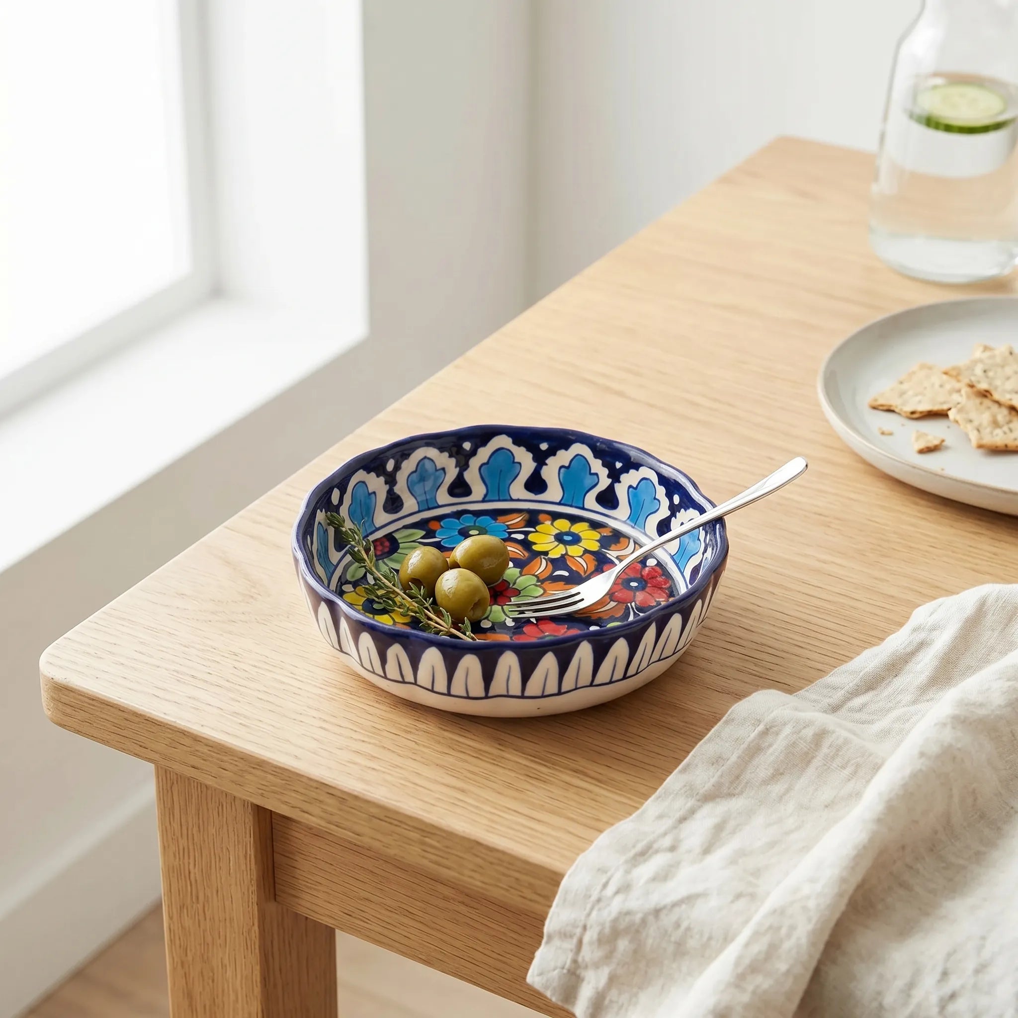 Multani Blue Pottery Apple Pie Dish – Handcrafted 8 Inch Ceramic Serving Dish with Multicolor Floral Design (2 Inch Deep)