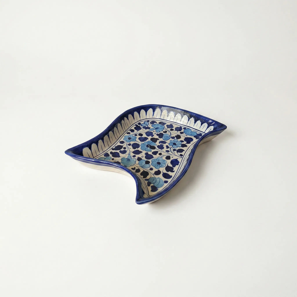 Multani Blue Pottery Star Serving Dish – Hand-Painted Ceramic Platter (10 Inch, Floral Variant)
