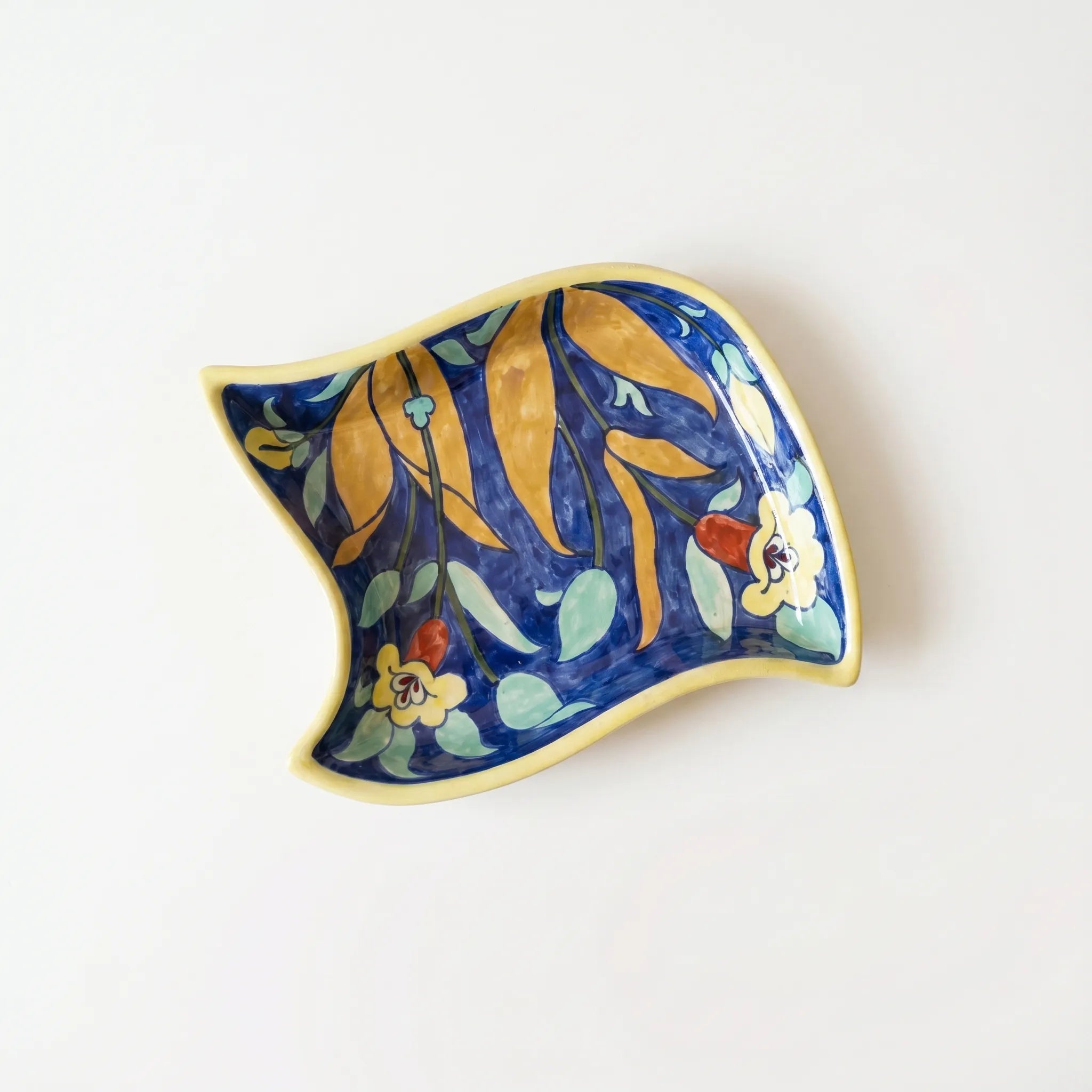 Multani Blue Pottery Star Serving Dish – Hand-Painted Ceramic Platter (10 Inch, Multicolor Floral)