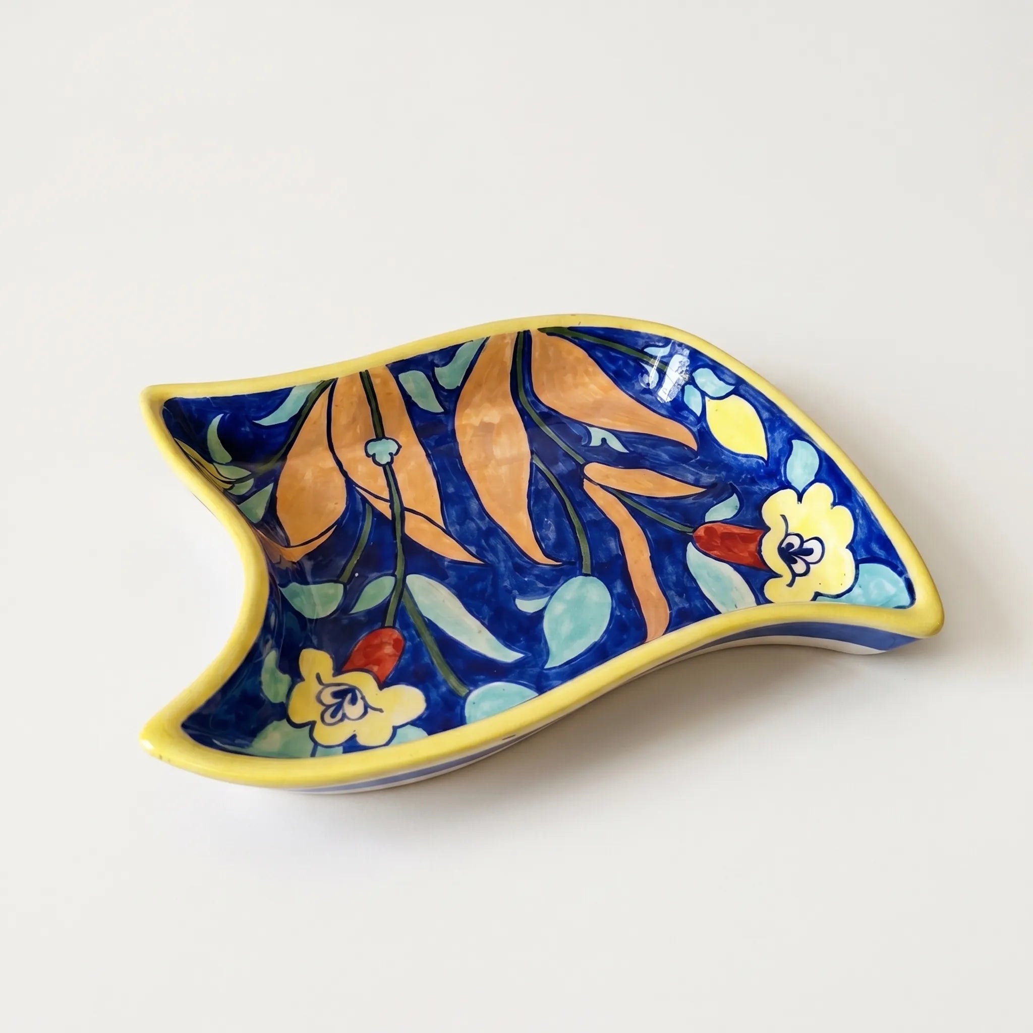 Multani Blue Pottery Star Serving Dish – Hand-Painted Ceramic Platter (10 Inch, Multicolor Floral)