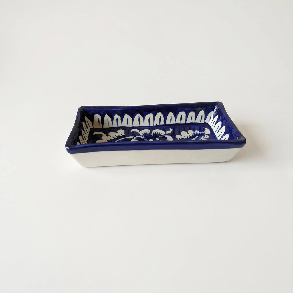 Multani Blue Pottery Rectangular Serving Dish – Hand-Painted Deep Blue Floral Ceramic Snack Tray (8 Inch)