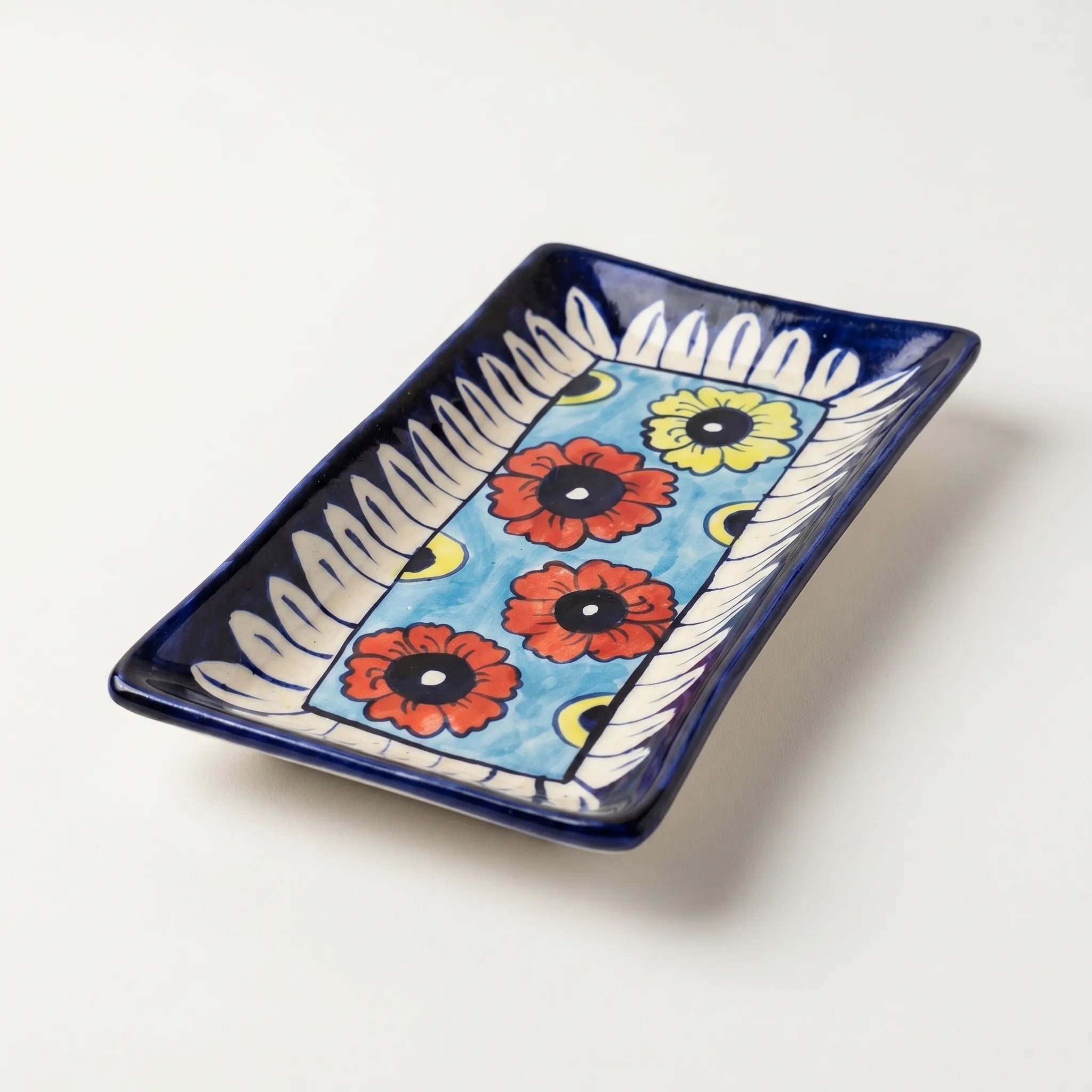 Multani Blue Pottery Flat Dish – 8 Inch Shallow Floral Snack Plate (Hand-Painted Ceramic)