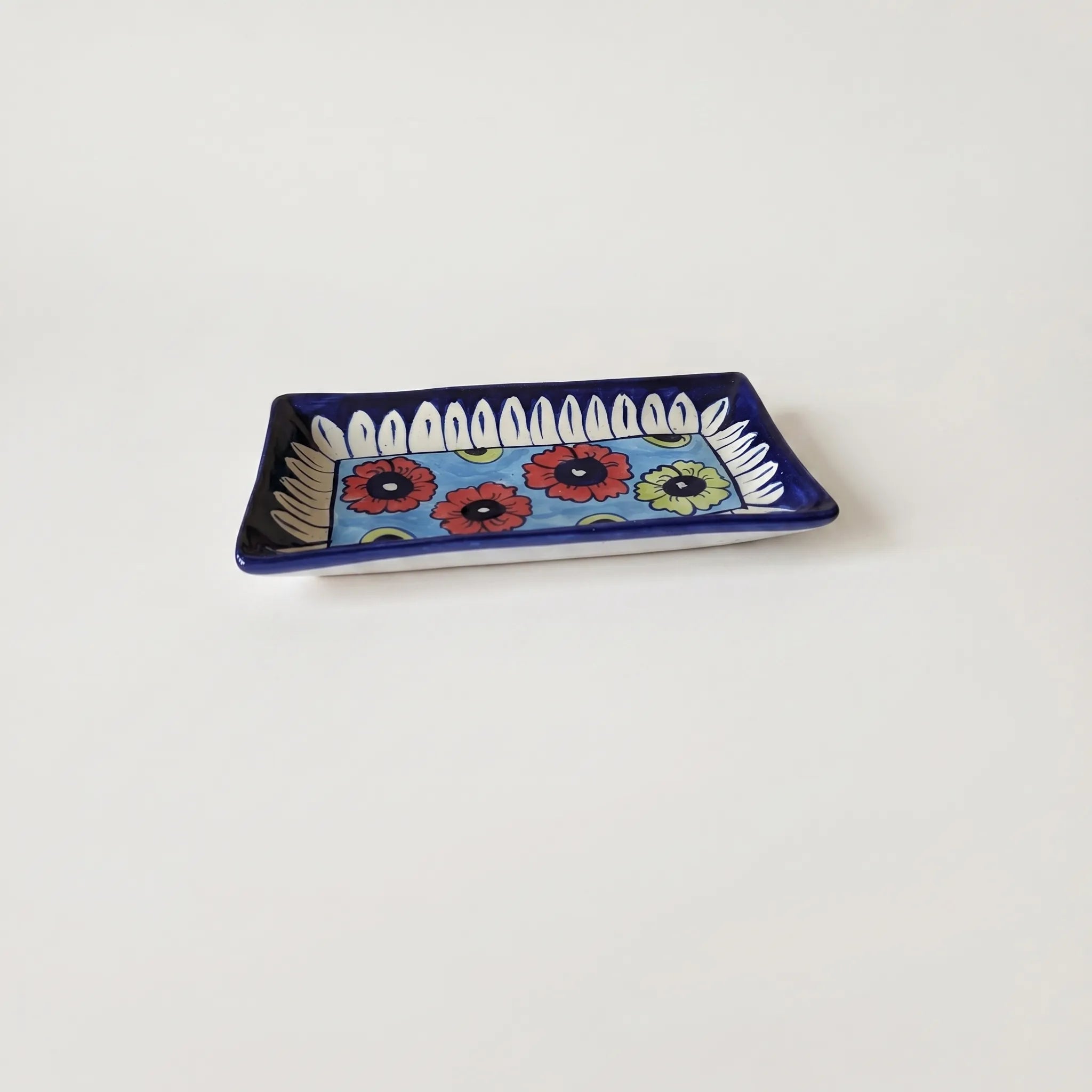 Multani Blue Pottery Flat Dish – 8 Inch Shallow Floral Snack Plate (Hand-Painted Ceramic)