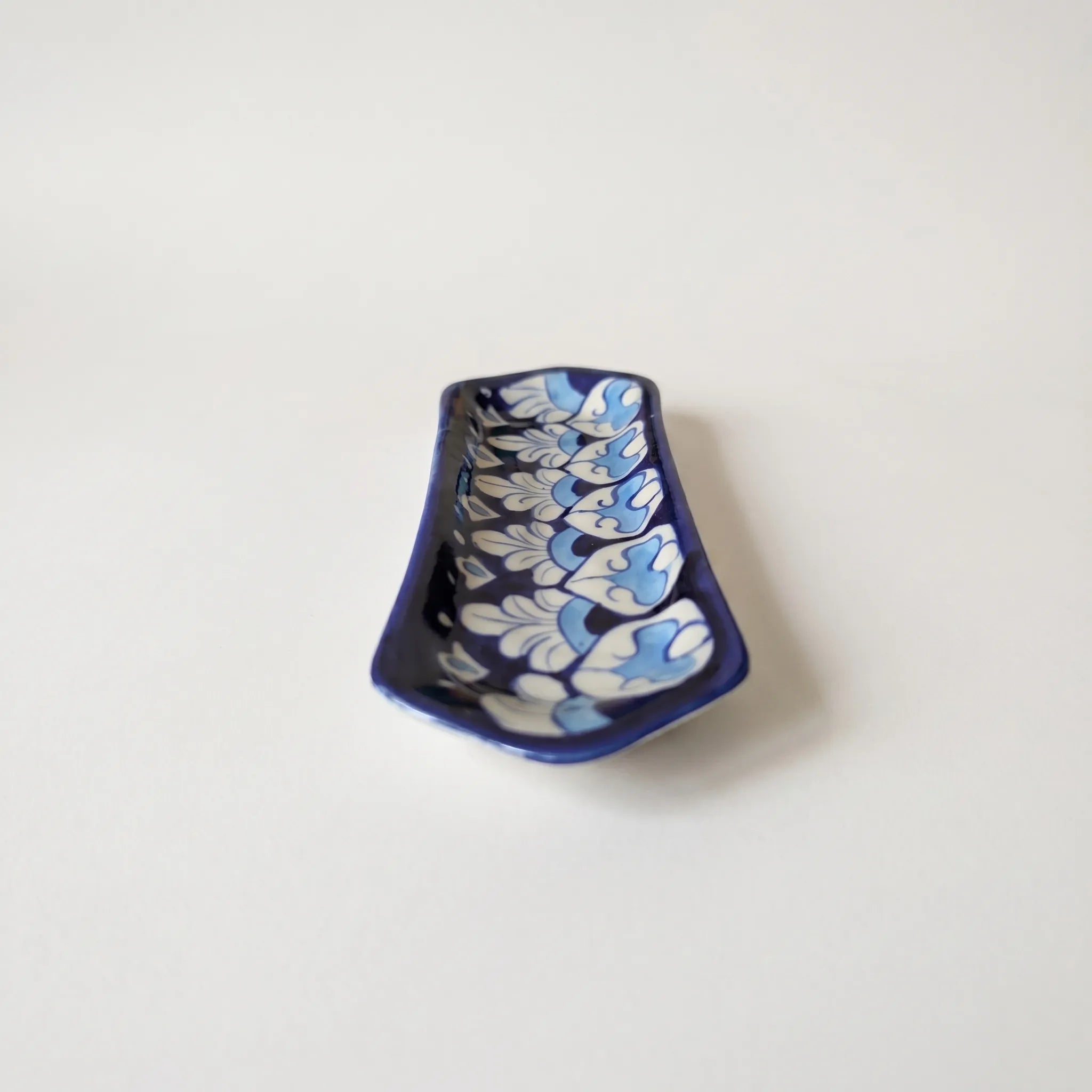 Multani Blue Pottery Narrow Flat Dish – 8 Inch Ceramic Snack Plate (Hand-Painted Floral Strip Design)
