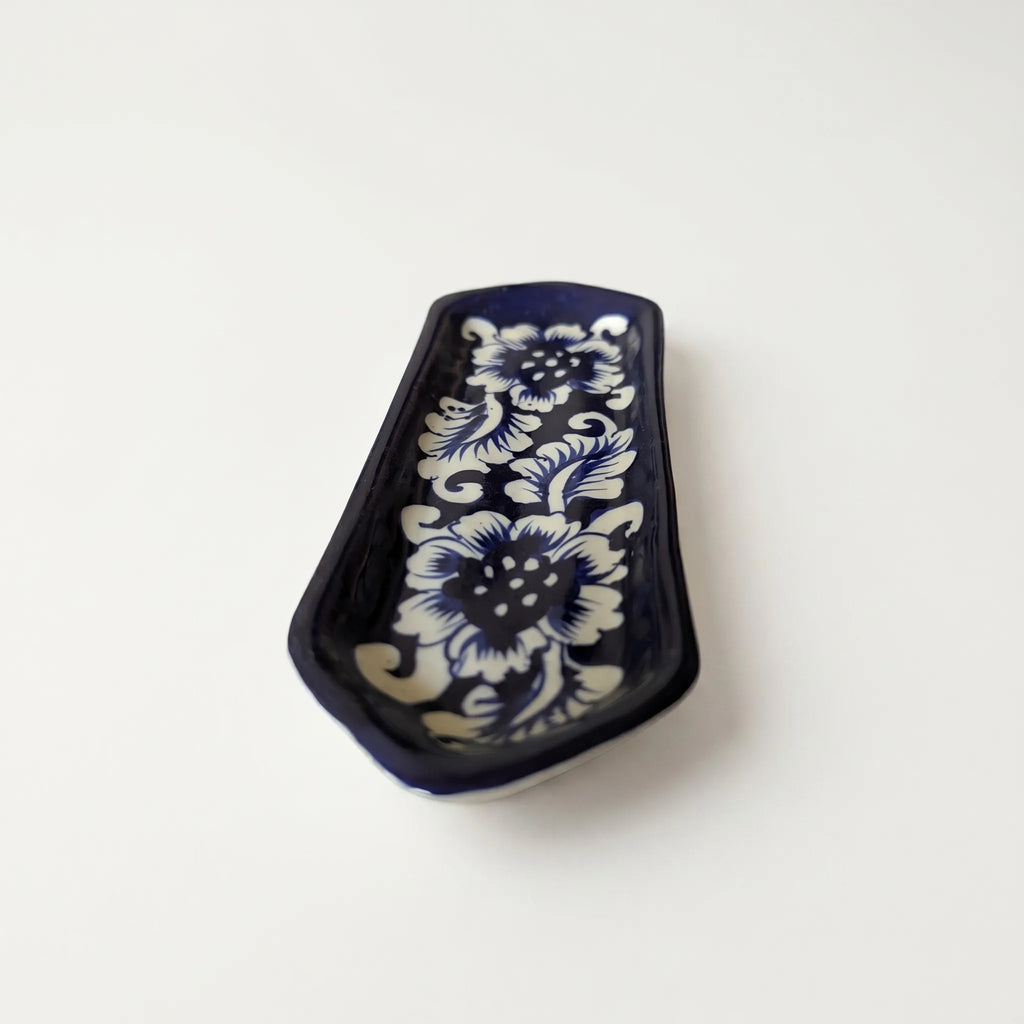 Multani Blue Pottery Narrow Flat Dish – 8 Inch Slim Ceramic Snack Tray (Classic Floral Design)