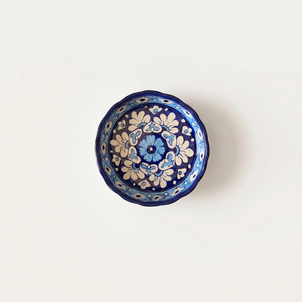 Multani Blue Pottery Apple Pie Dish – Handcrafted 8 Inch Ceramic Serving Dish with Symmetrical Floral Design (2 Inch Deep)