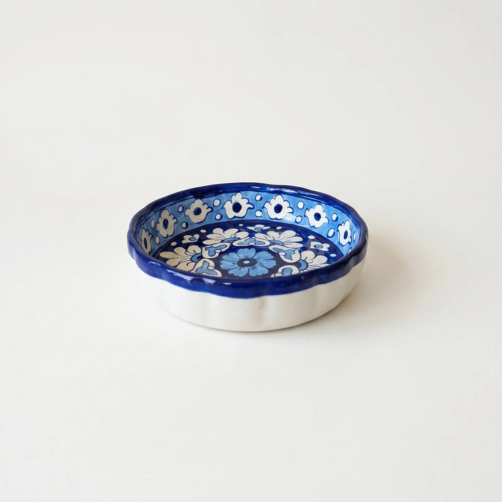Multani Blue Pottery Apple Pie Dish – Handcrafted 8 Inch Ceramic Serving Dish with Symmetrical Floral Design (2 Inch Deep)