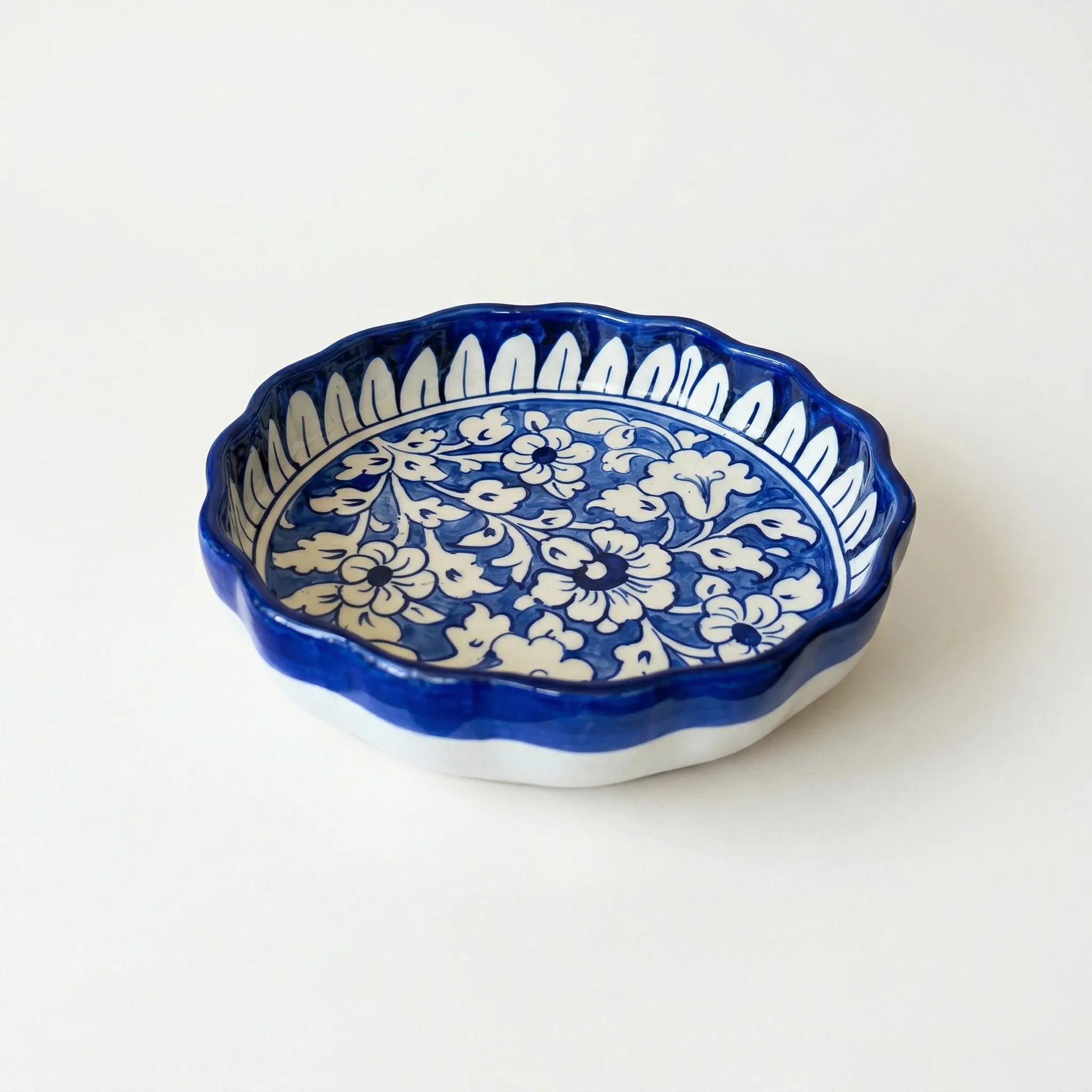 Multani Blue Pottery Apple Pie Dish – Handcrafted 9 Inch Ceramic Serving & Wall Dish with Classic Blue Floral Design