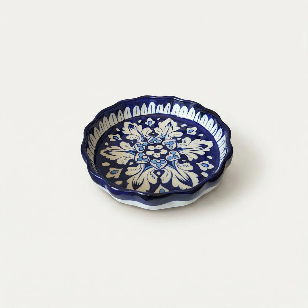 Multani Blue Pottery Apple Pie Dish – Handcrafted 9 Inch Ceramic Serving & Wall Dish with Symmetrical Floral Motif (2 Inch Deep)