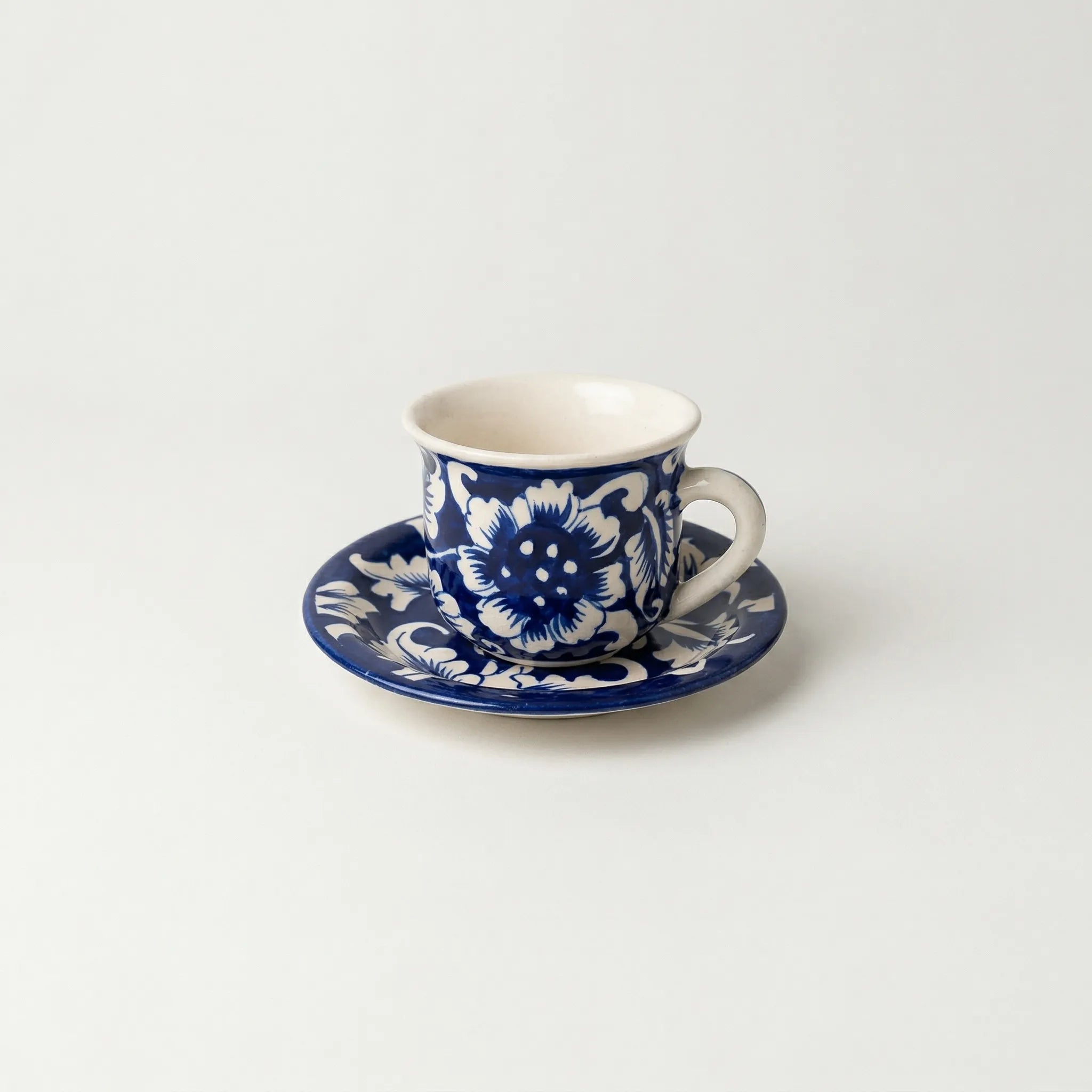 15-Piece Hand-Painted Ceramic Blue Pottery Tea Set - Traditional Floral Design