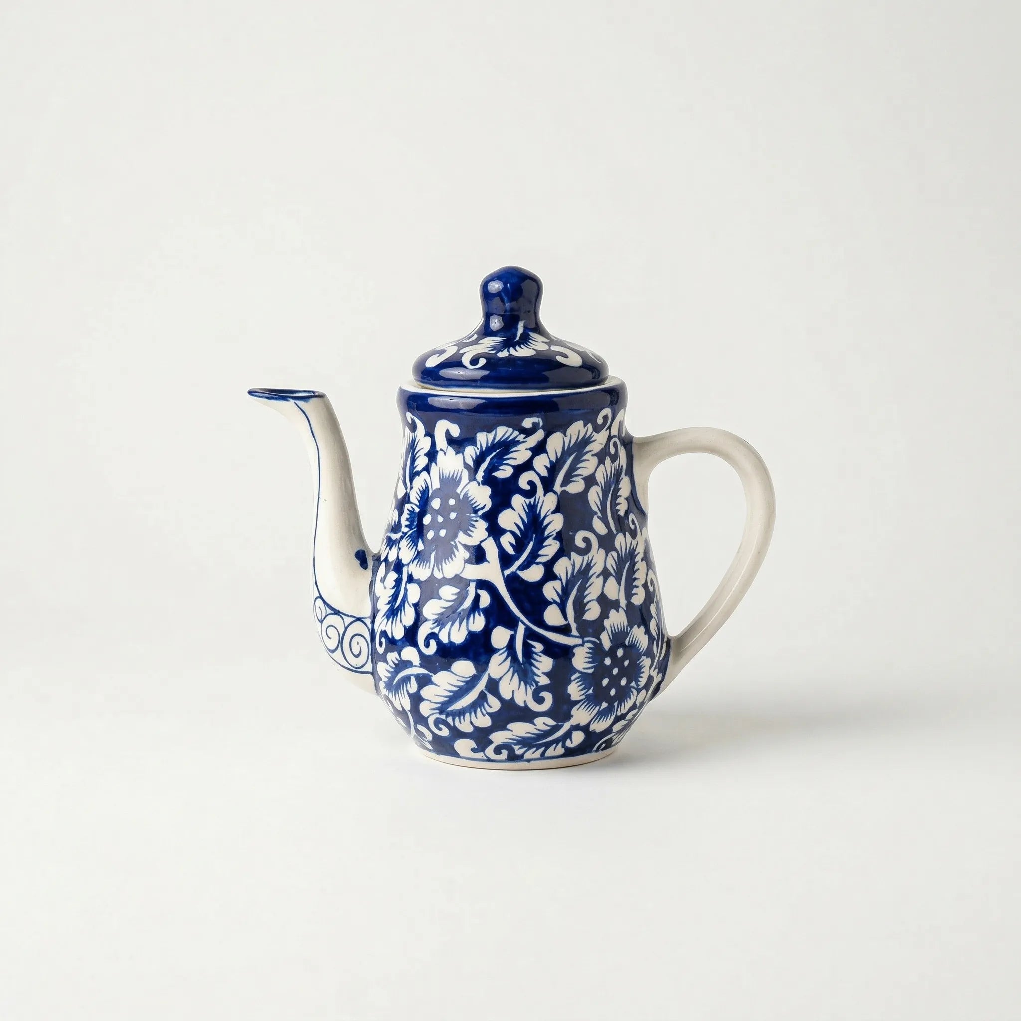 15-Piece Hand-Painted Ceramic Blue Pottery Tea Set - Traditional Floral Design