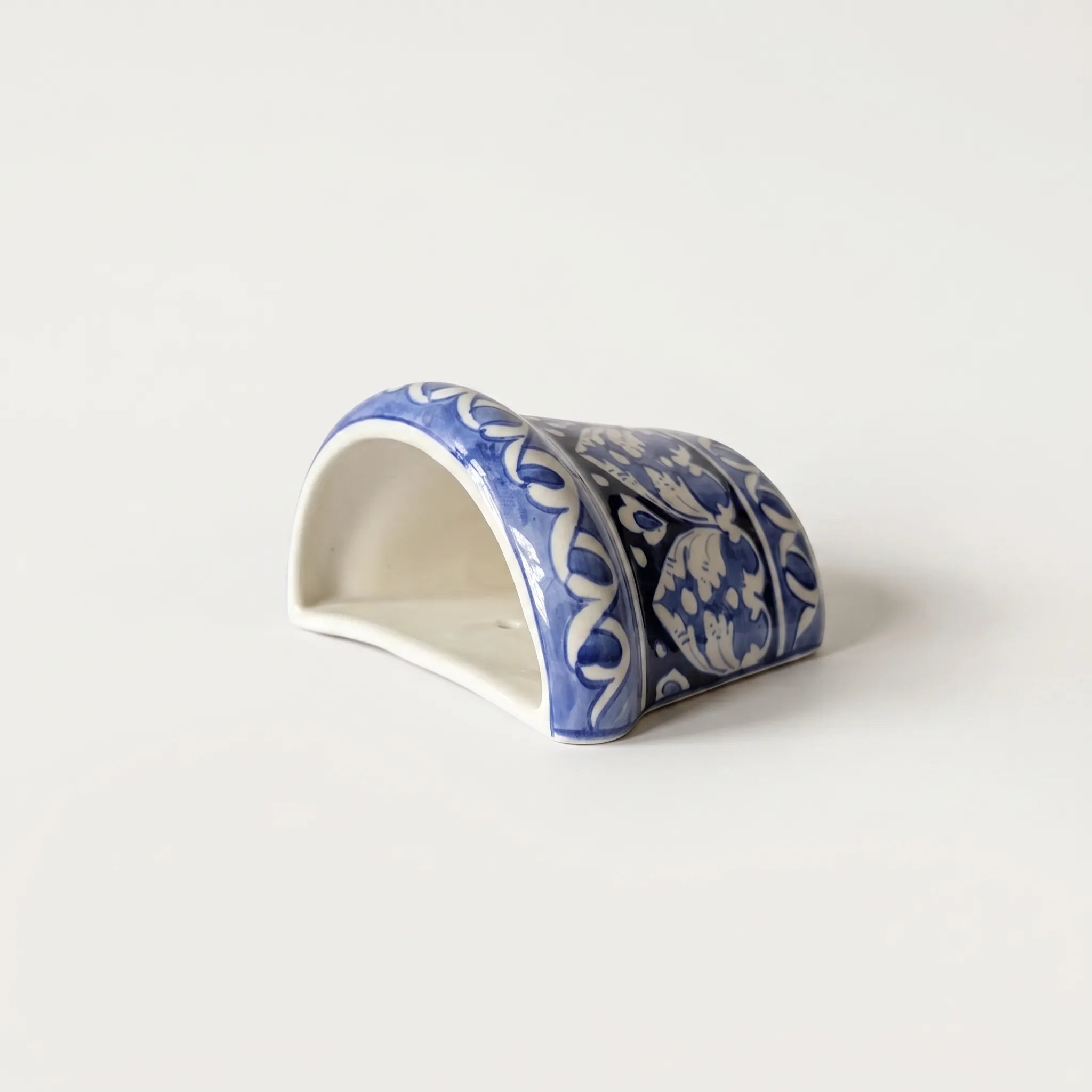 Blue Pottery Wall Planter – 5” Ceramic Hanging Planter (Multani) Arabesque Design